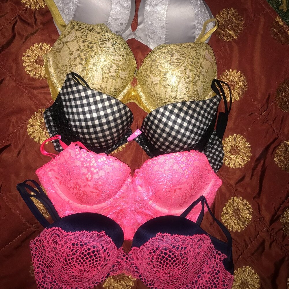 Lot of 5 Victoria's Secret 32DD bras